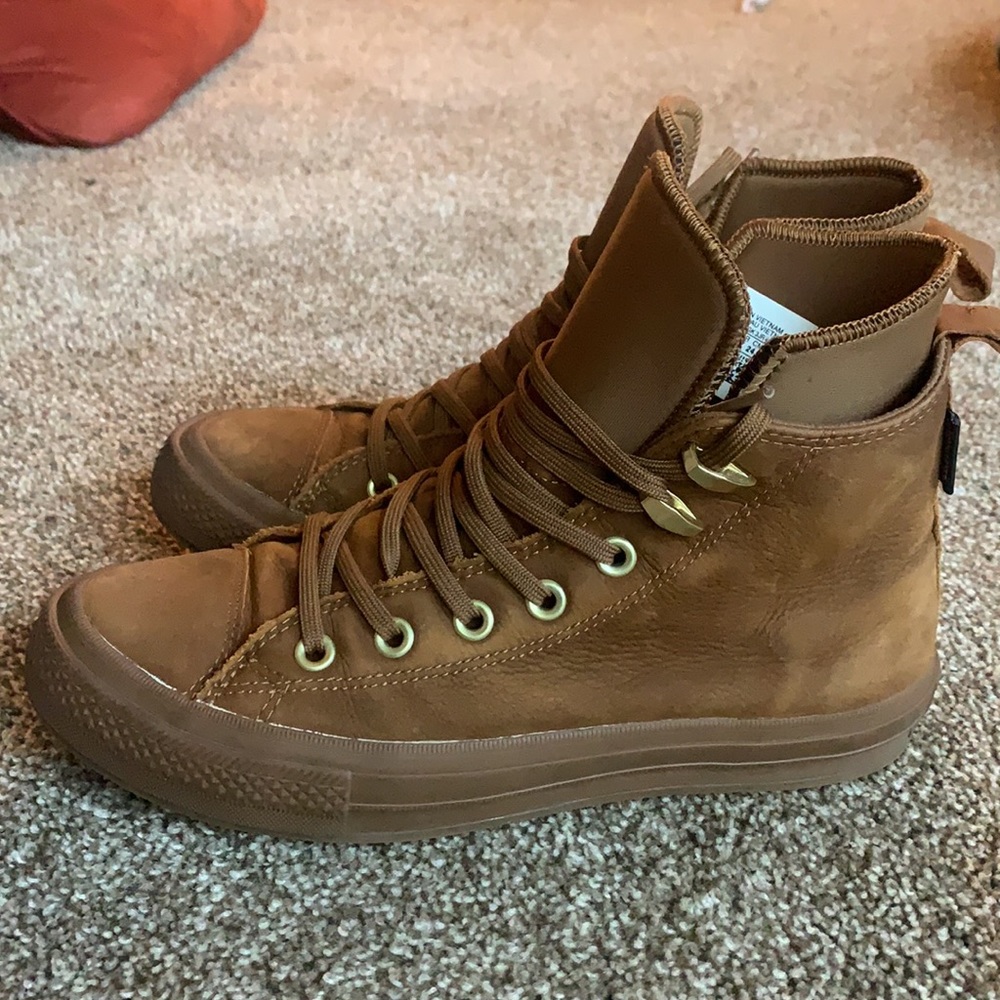 WATERPROOF CONVERSE